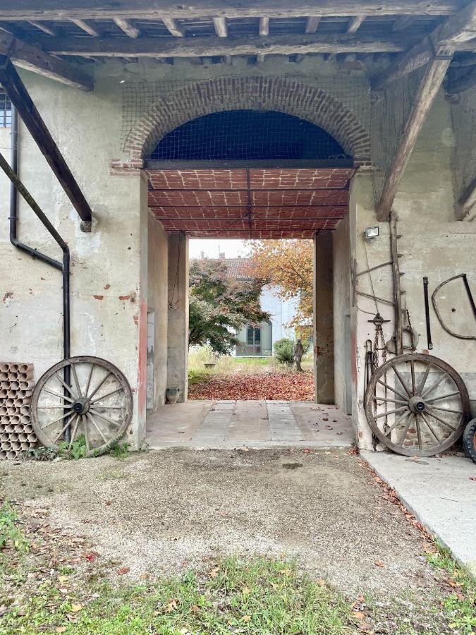 Villa Affascinante Casale Brambilla Vicino Pavia San Zenone al Po Esterno foto